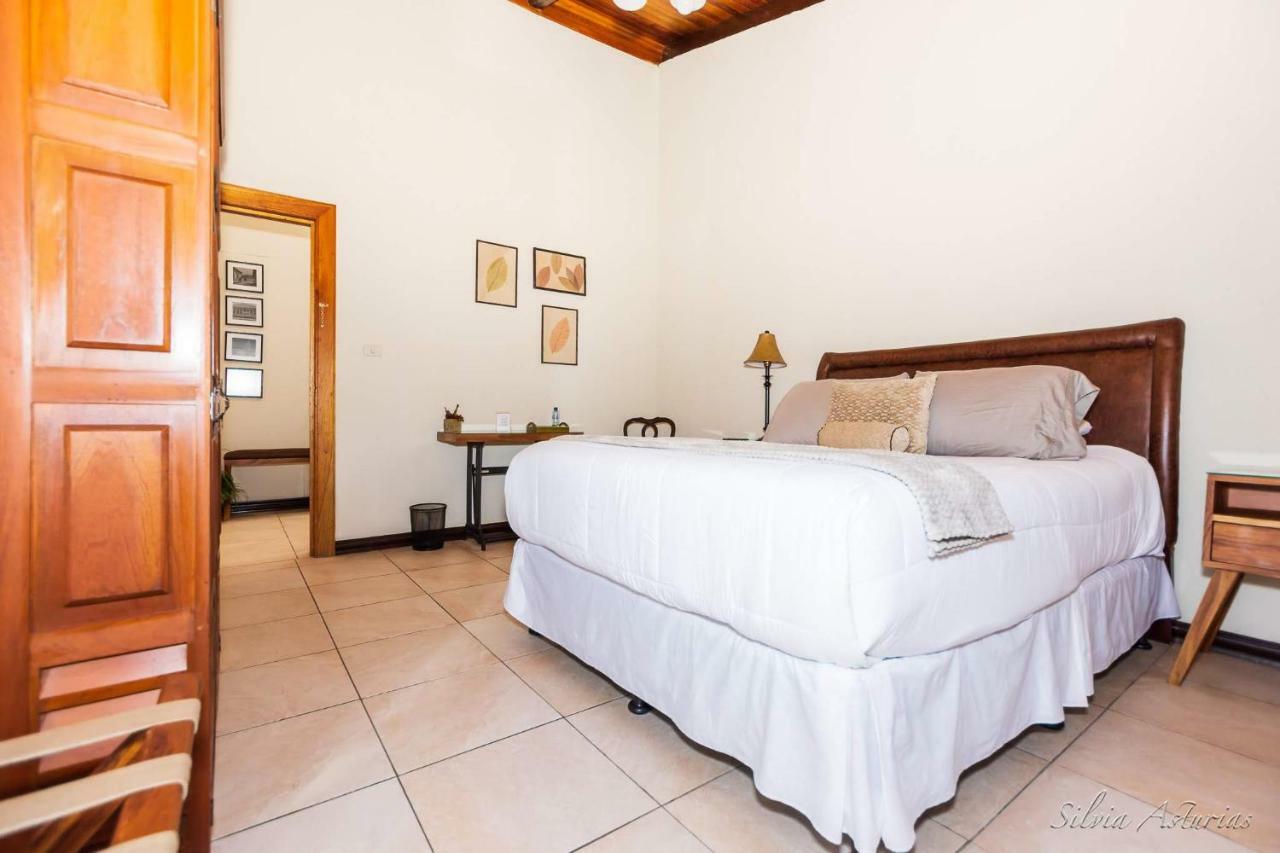 Acanthus Boutique Hotel ケツァルテナンゴ エクステリア 写真